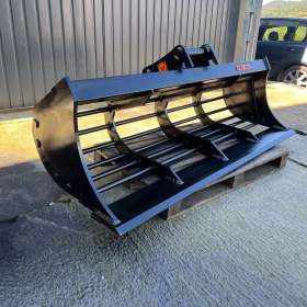 Prolamovaná svahová lžíce, lopata 200cm 9,5- 13t / 18857282