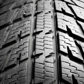 Foto inzerátu Sada pěkných zimních pneu 215/65 R16 Nokian 