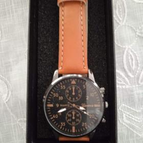 Fotka k inzerátu Hodinky pánské  / 19631663