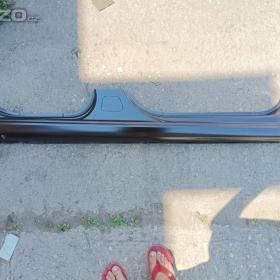 Fotka k inzerátu fabia 3 pravý prah nový orig díl / 19555226