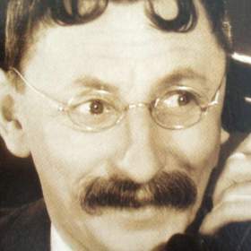 Foto inzerátu Vlasta Burian, tři starožitné gramodesky His Master’s Voice, velmi vzácné