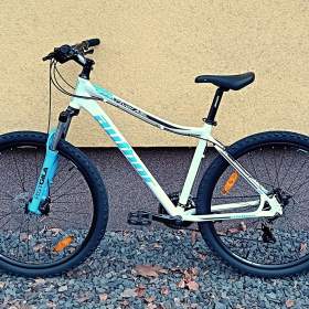 Foto inzerátu Author RIVAL 27,5 nové dámské kolo 3x8 rám 16 