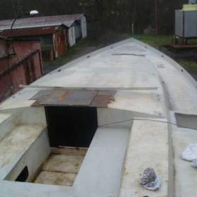 Foto inzerátu Sleva - rozstavěná jachta, molo a pozemky u Slapské přehrady