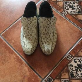 Fotka k inzerátu Modní mokasíny z pravého hada žádná napodobenina. / 19662933