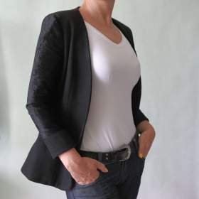 Foto inzerátu Černé sako -vlna a samet vel.S