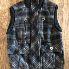 Fotka k inzerátu Vesta, vel. M 38 / 19477839