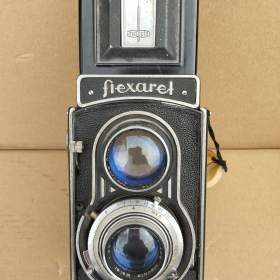 Foto inzerátu Starý československý fotoaparát Flexaret.