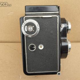 Foto inzerátu Starý československý fotoaparát Flexaret.