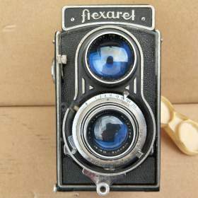 Foto inzerátu Starý československý fotoaparát Flexaret.