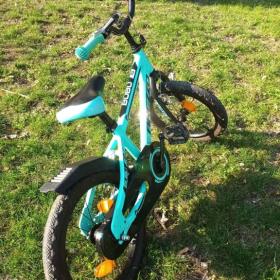 Fotka k inzerátu Dětské sportovní kolo Arezzo Bubu 16 zelená 2020 / 19548861