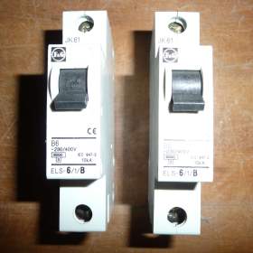 Foto inzerátu Jednofázové jističe