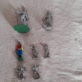 Foto inzerátu cínoví vojáčci ze sbírky -prodej