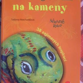 Fotka k inzerátu Taťjana Macholdová Malujeme na kameny / 19596472