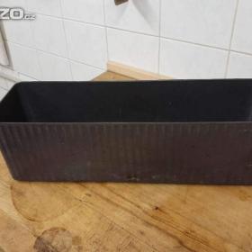 Foto inzerátu Truhlík plastový