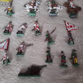 Foto inzerátu cínoví vojáčci