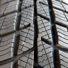 Foto inzerátu 1ks nové zimní pneu 165/70 R13 Barum