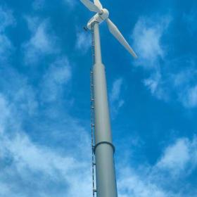 Fotka k inzerátu Malá větrná elektrárna 10kW, 18m vysoká / 19424892