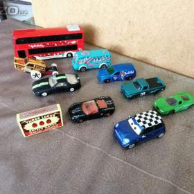 Fotka k inzerátu Prodám KOVOVÉ MODELY AUTÍČEK / 16551851