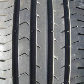 Foto inzerátu PRODÁM LETNÍ PNEU 215/55 R17 CONTINENTAL CPC5 94V 2ks