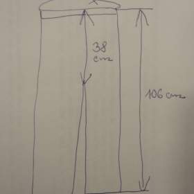 Foto inzerátu Dámský třídílný kostým.