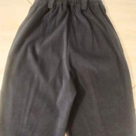 Foto inzerátu Dámský třídílný kostým.