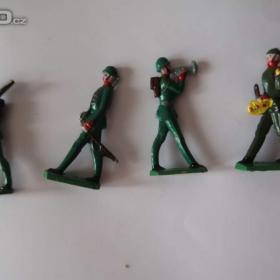 Foto inzerátu Cínové figurky - rytíři .7.letá válka a další vojáčci