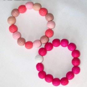 Foto inzerátu Barevné náramky z kuliček