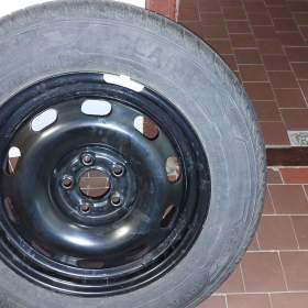 Fotka k inzerátu Prodej zimních pneumatik velikost 15 / 19004279