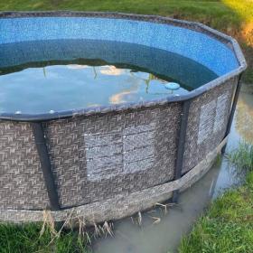 Foto inzerátu Konstrukce bazénu MOUNTFIELD 4,27X1,07M