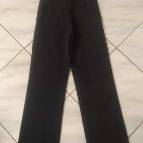 Foto inzerátu Chlapecký oblek.