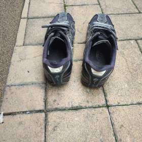 Foto inzerátu Specialized tretry EU-43