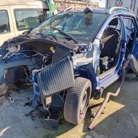 Peugeot 2008 1.2 ( HM01 ) 60kW r.2015 modrá  / 19039066