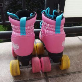 Foto inzerátu Koleckové brusle 29/30