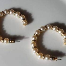 Foto inzerátu Náušnice z perliček bižuterie