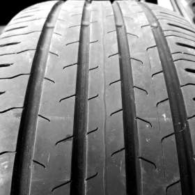 Po 1ks letní pneu 235/45 R18: / 19053294