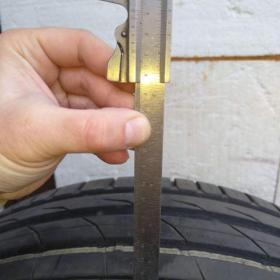 Fotka k inzerátu Pneu NOKIAN 265/45 R21 -  letní, jako nové 9mm.. / 18772786