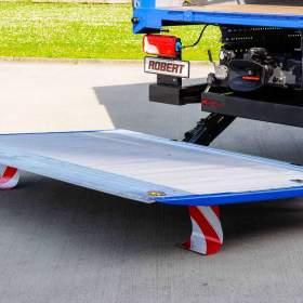 Foto inzerátu SCANIA P250 - VALNÍK S PLACHTOU + HYDRAULICKÉ ČELO EURO 6