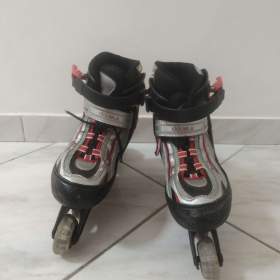 Foto inzerátu Dětské kolečkové brusle.