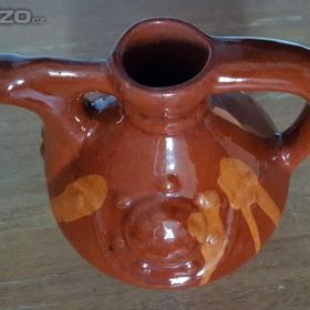 Foto inzerátu Keramická konvička