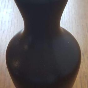 Foto inzerátu Hnědá dřevěná vázička 