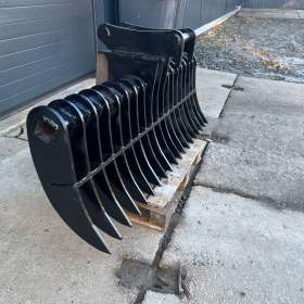 Foto inzerátu Shrnovač 150cm pro bagr 6-9t