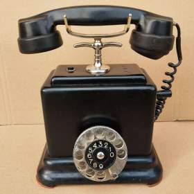 Foto inzerátu Starý telefon ERICSSON do sbírky, k dekoraci