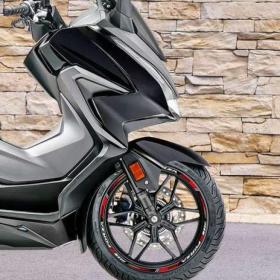 Foto inzerátu PRODÁM LEPKY NA SKÚTR HONDA FORZA 125,350!!!!!!