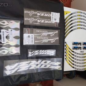 Foto inzerátu PRODÁM LEPKY NA SKÚTR HONDA FORZA 125,350!!!!!!