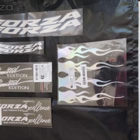 Foto inzerátu PRODÁM LEPKY NA SKÚTR HONDA FORZA 125,350!!!!!!