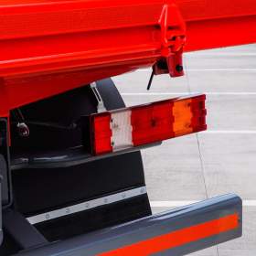 Foto inzerátu MERCEDES AXOR 1829 TŘÍSTRANNÝ SKLÁPĚČ + HYDR. RUKA - EURO 4