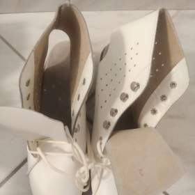 Foto inzerátu Nová zdravotnická obuv.