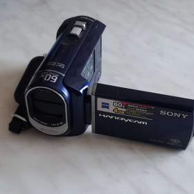 Prodam videokameru Sony / 19146498
