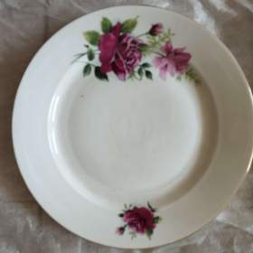 Foto inzerátu Hrnky a tác made in Czechoslovakia