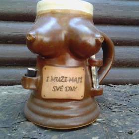 Foto inzerátu Dárkový půllitr 